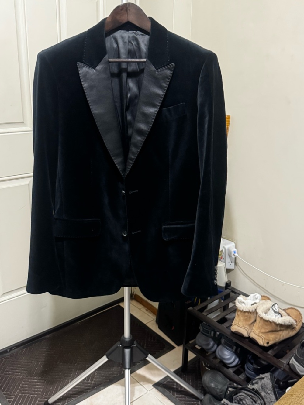 Elie Tahari I Men’s I Blazer I Velvet I Dinner I Peak Lapels I Side Vents - Picture 8 of 11